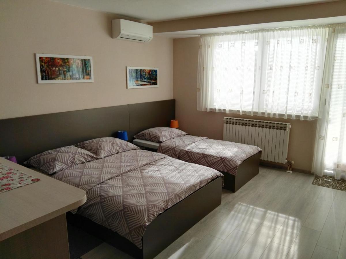 Apartmani Janjic Banja Luka Buitenkant foto